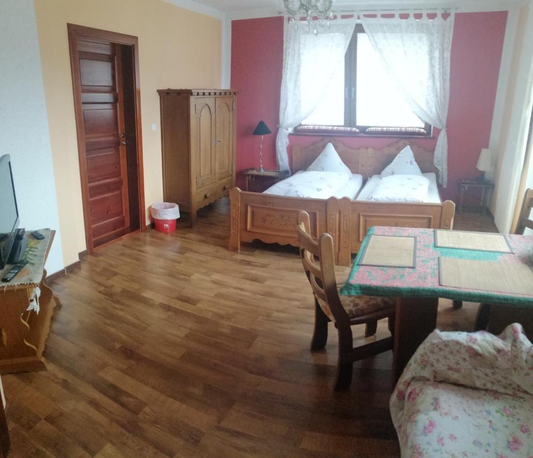 Villa Meisterburg Sciegny Ruang foto